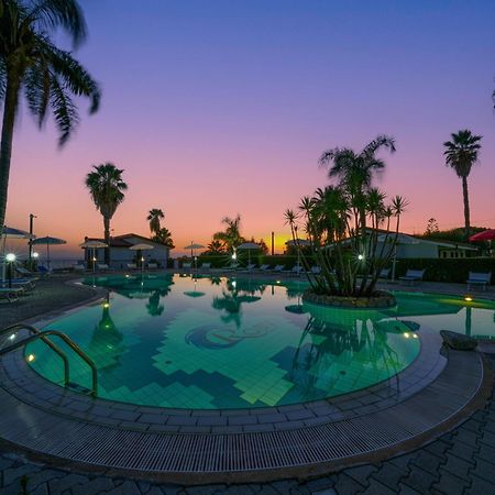 Rosy Hotel Residence Capo Vaticano Luaran gambar